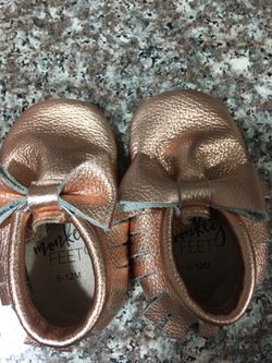 MONKEY FEET BABY MOCCS