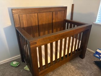 Baby crib