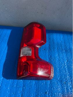 2019-2023 Chevy Silverado 1500 Tail Light LH Driver Side