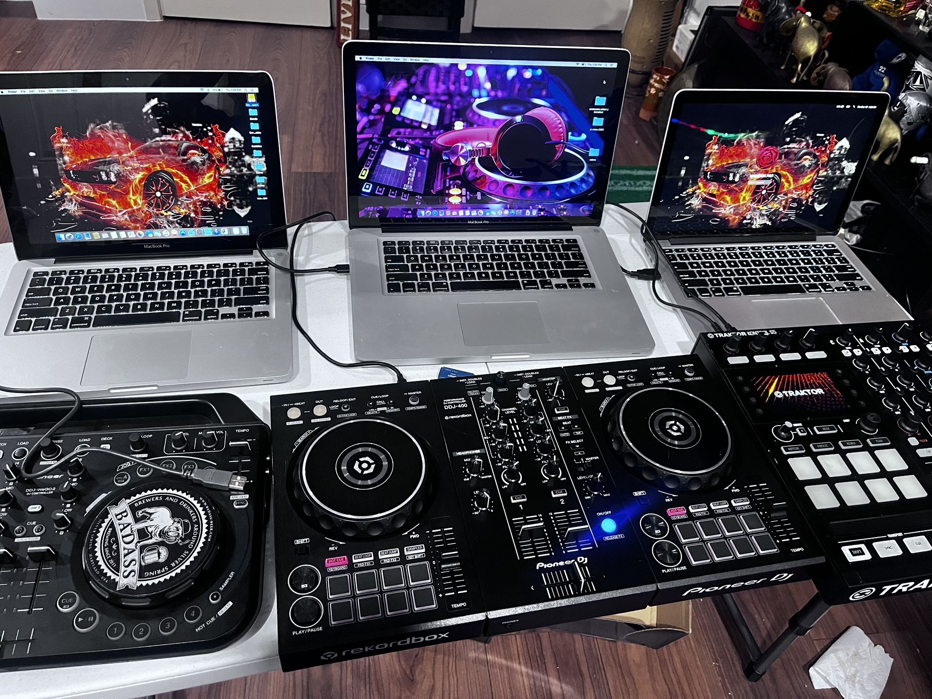 Laptops Y Controladores Musicamixes Karaokes Videos