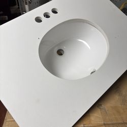 Vanity Top In White 