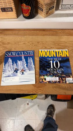 Vintage ski magazines