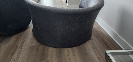 Skyline park gray swivel chair discount