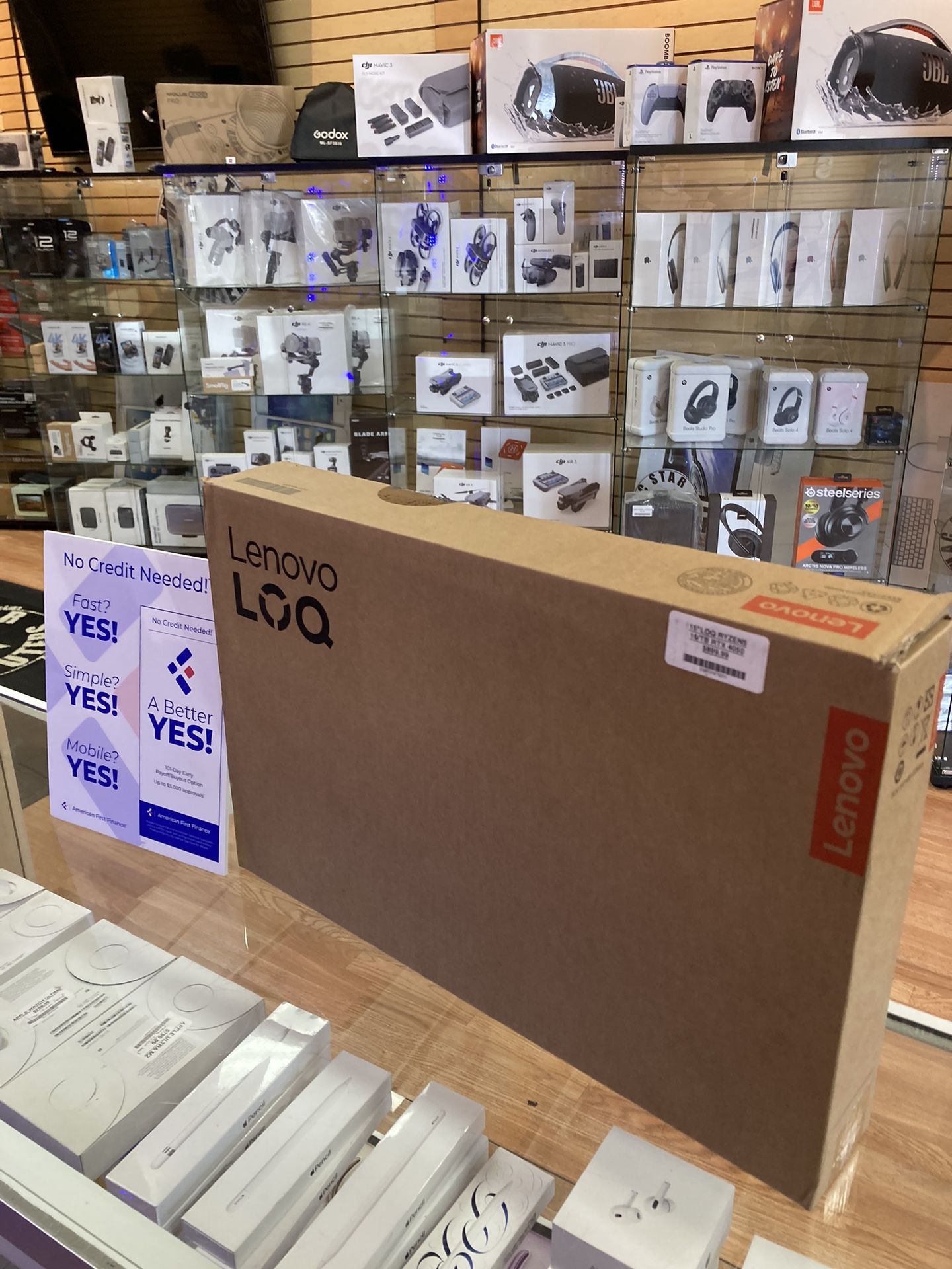 Lenovo Legion Laptop Ryzen 5 / 16gb Ram / 1TB SSD / RTX 4060