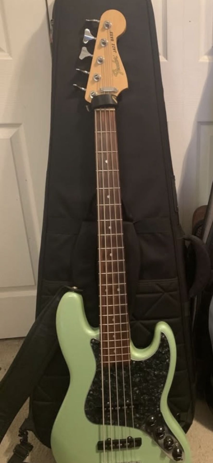 Fender Jazz Bass Deluxe 5 String