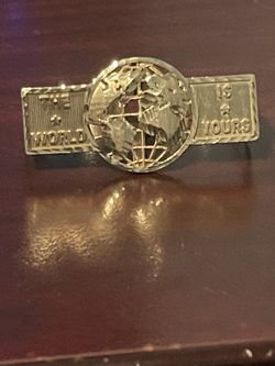 gold double finger ring