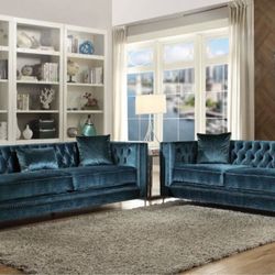 New Sofa And Loveseat Set 