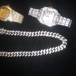 Set Three Pieces Lab Stones Ice 18" And Timepieces
