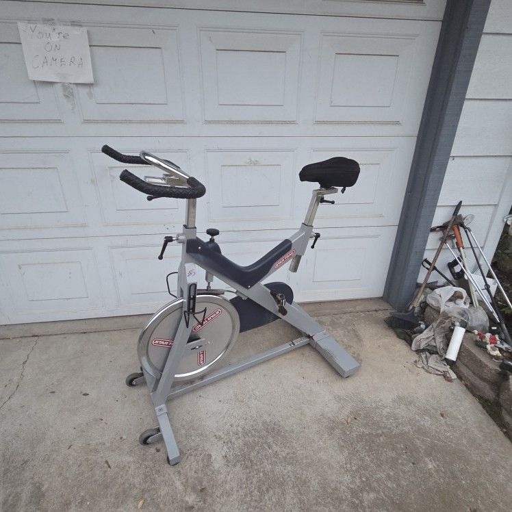 High-end Spinner Bike!