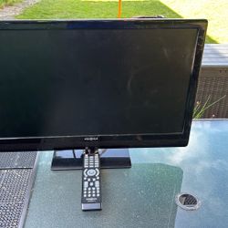 Insignia 24 Inch TV 