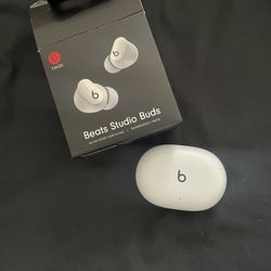 Beats Studio Buds