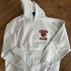 Men’s Abercrombie Chicago bears Hoodie NWT