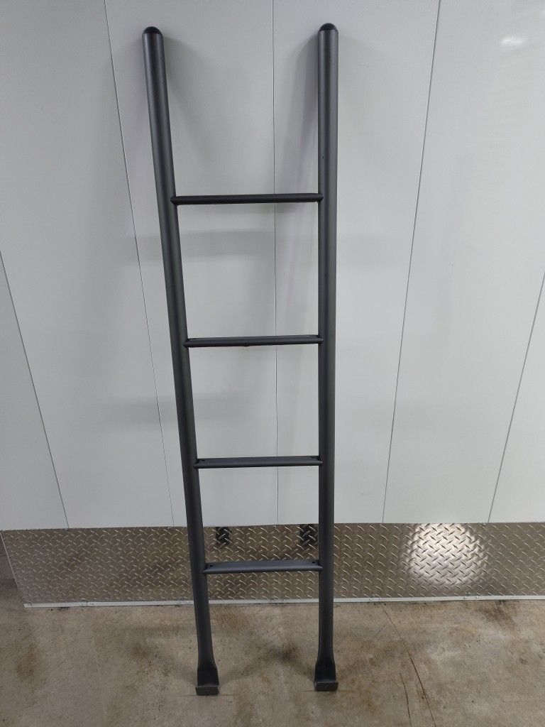 5' Hook Ladder 
