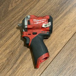 M12 FUEL™ 3/8" Stubby Impact Wrench