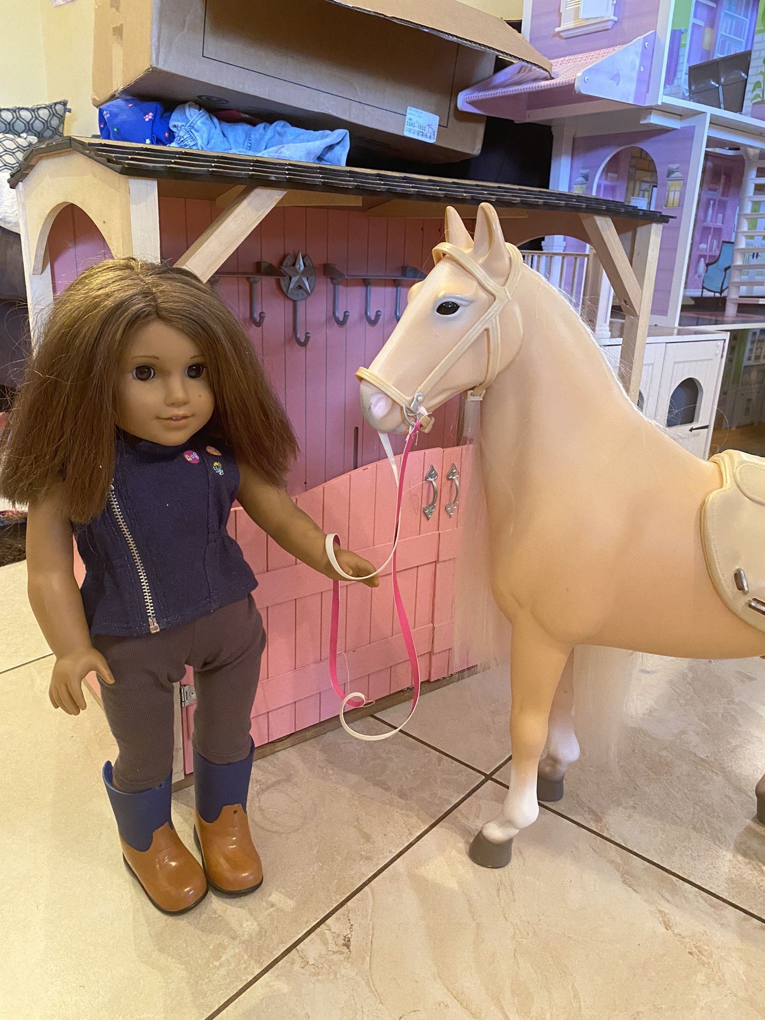 ORIGINAL AMERICAN GIRL DOLL with Barn & Horse