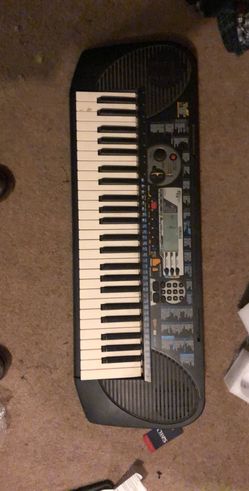Yamaha Electric Keyboard