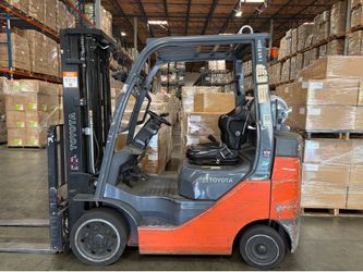 Toyota 8FGCU25 forklifts LP 2023