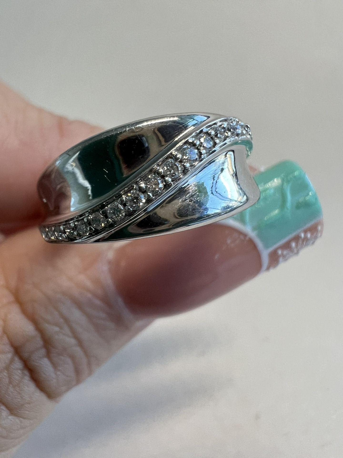 Lady’s Diamond Band 14k