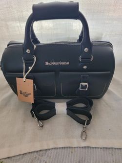 Dr.martens purse