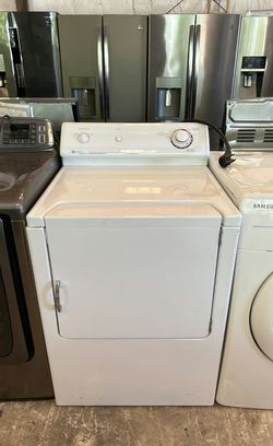 White Maytag Electric Dryer with Knob Controls