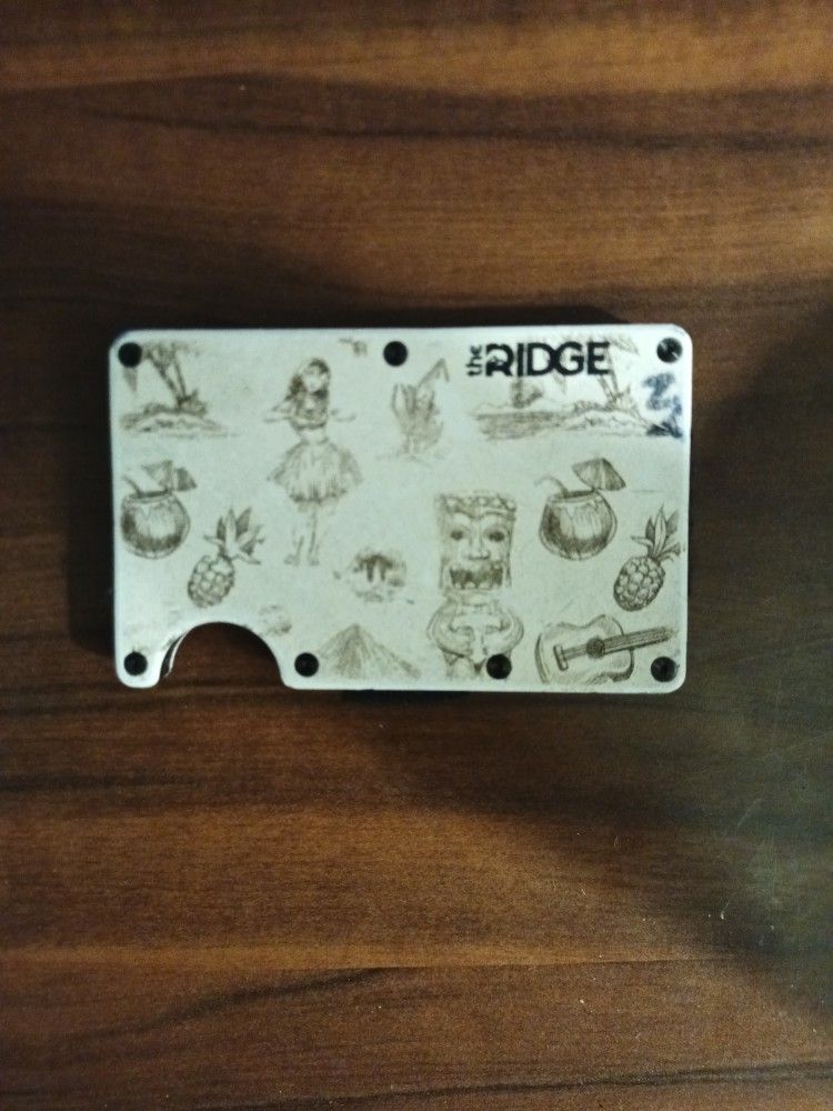 The Ridge Wallet (tiki)