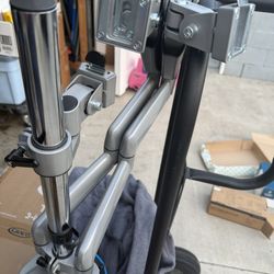 Dual Monitor Mount