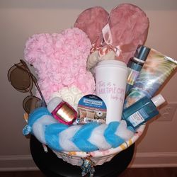 Bare Vanilla Victorias secret Gift Basket With Salmon Pink Slippers