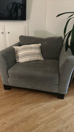 Corner chair