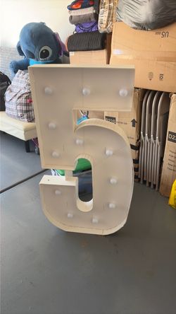 Tall big number five