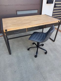 Living Spaces Whistler 64" Acacia Desk + Gray Office Chair Set