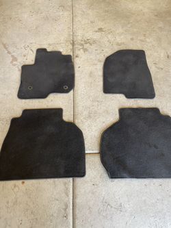 2019+ Sierra or Silverado floor mats