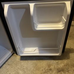 Miniature Fridge/Freezer