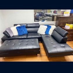 *Weekend Special*---Ibiza Black Sleek Leather Sectional Sofa W/Ottoman---Now $799---Delivery And Financing Available 