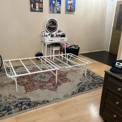 🔥 MOVING SALE – Kids Furniture, STEM Toys – PRICED TO GO FAST 🔥