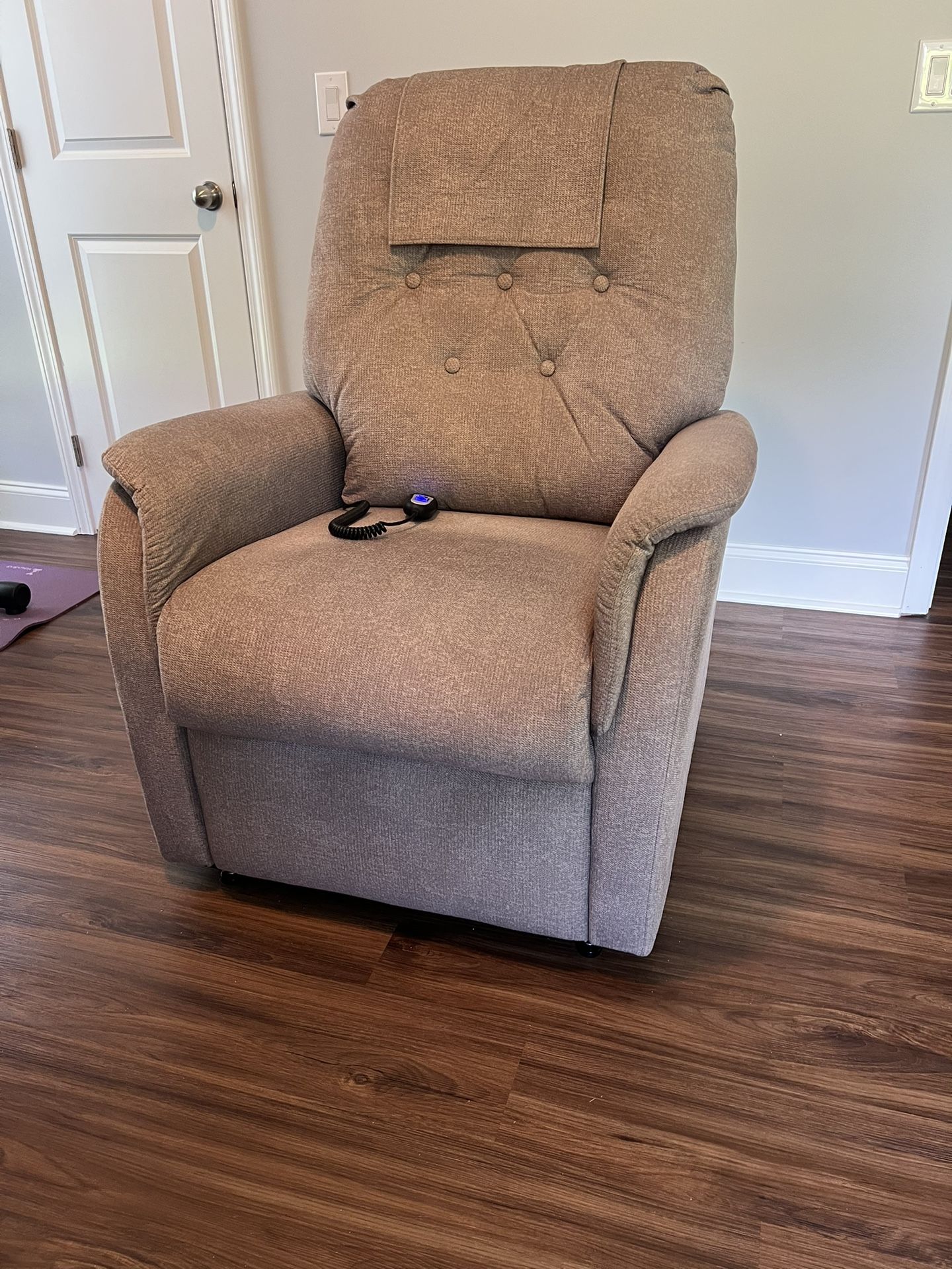 RECLINE CHAIR