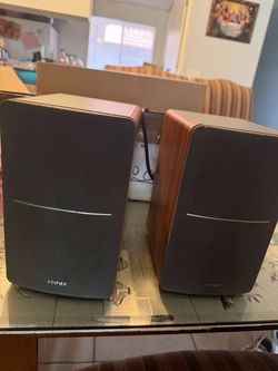 Edifier Bookshelf Speakers Pair
