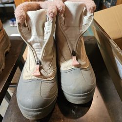 Columbia Women's Size 9