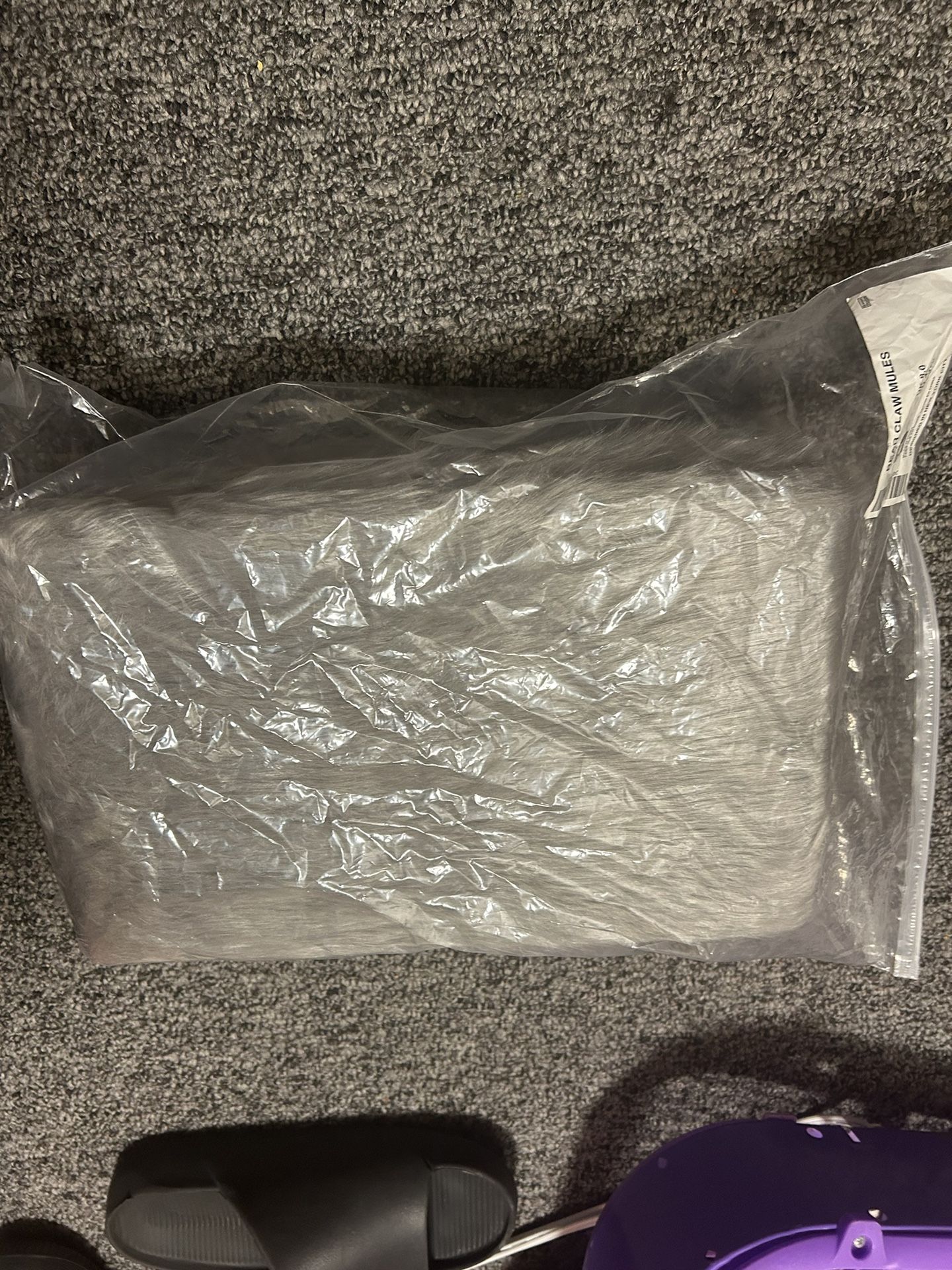 Bravest Studio Bear Claws Slippers