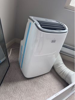 Black Decker 8000 BTU Air conditioner