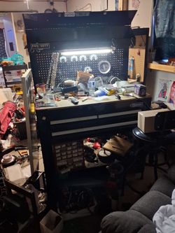 Tool bench