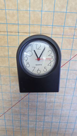 Small Black Quartz Desk Clock