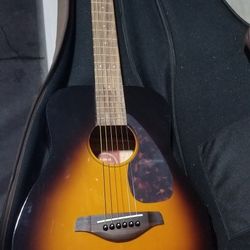 Yamaha Junior Acoustic guitar Great Condition With Carrying Case 