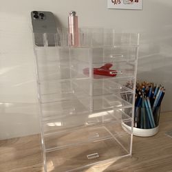 Acrylic makeup multi-use organizer in good condition