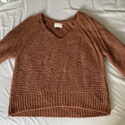 Universal threads Sweater