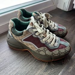 Gucci Sneakers
