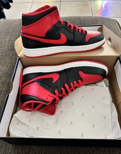 Black & Red Jordans Size 10