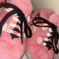 🩷 Fluffy Pink Plush Sneaker Slippers – Cozy, Cute & One-of-a-Kind!
