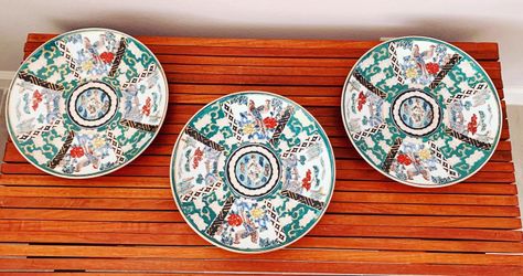 Imari Japan hand painted gold charger plates set 3 -