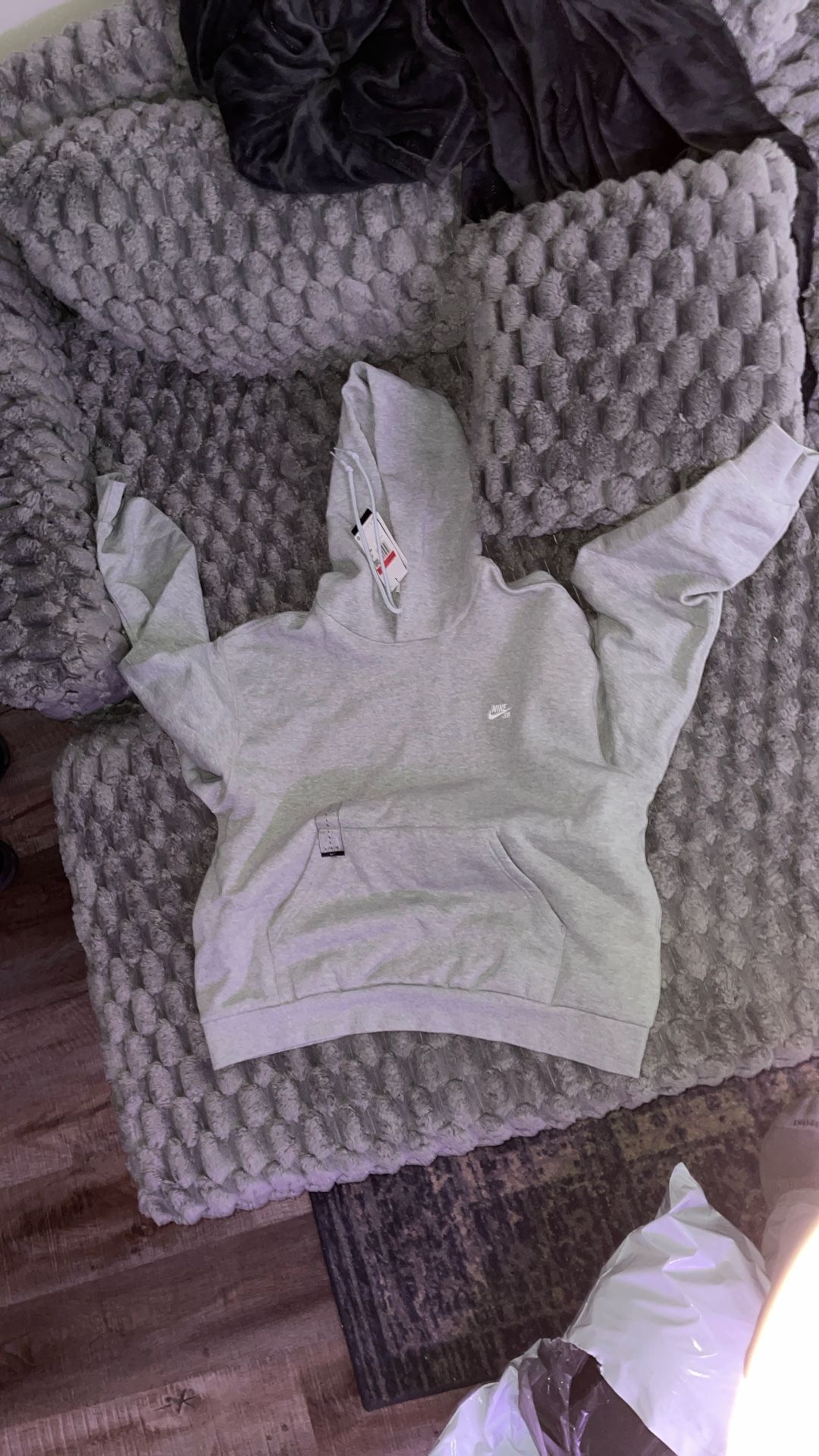 GRAY NIKE SB HOODIE SZ L 