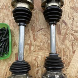 Datsun 510 R200 Axels 